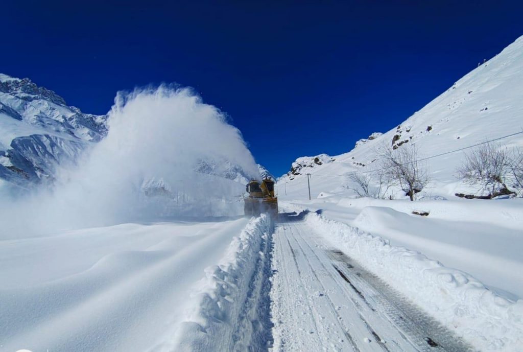 Snow blocked Zojila Pass is opened by BRO in record time of 32 days