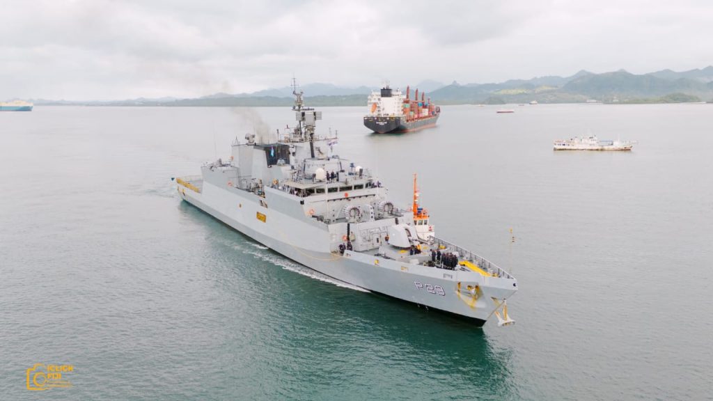 Warship INS Kadmatt arrives in Fiji